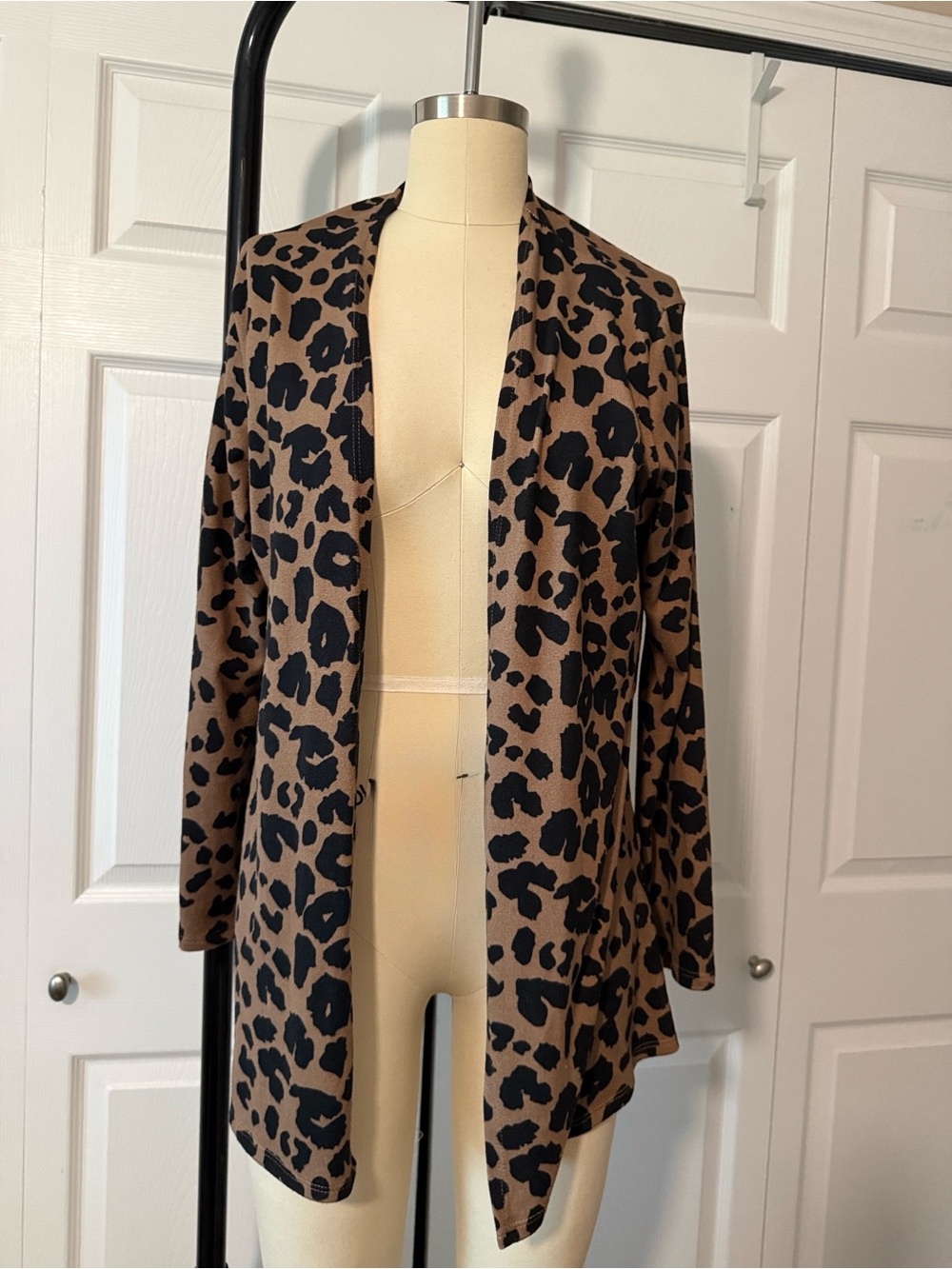 Leopard Print Open-Front Women's Cardigan - Brown/Black